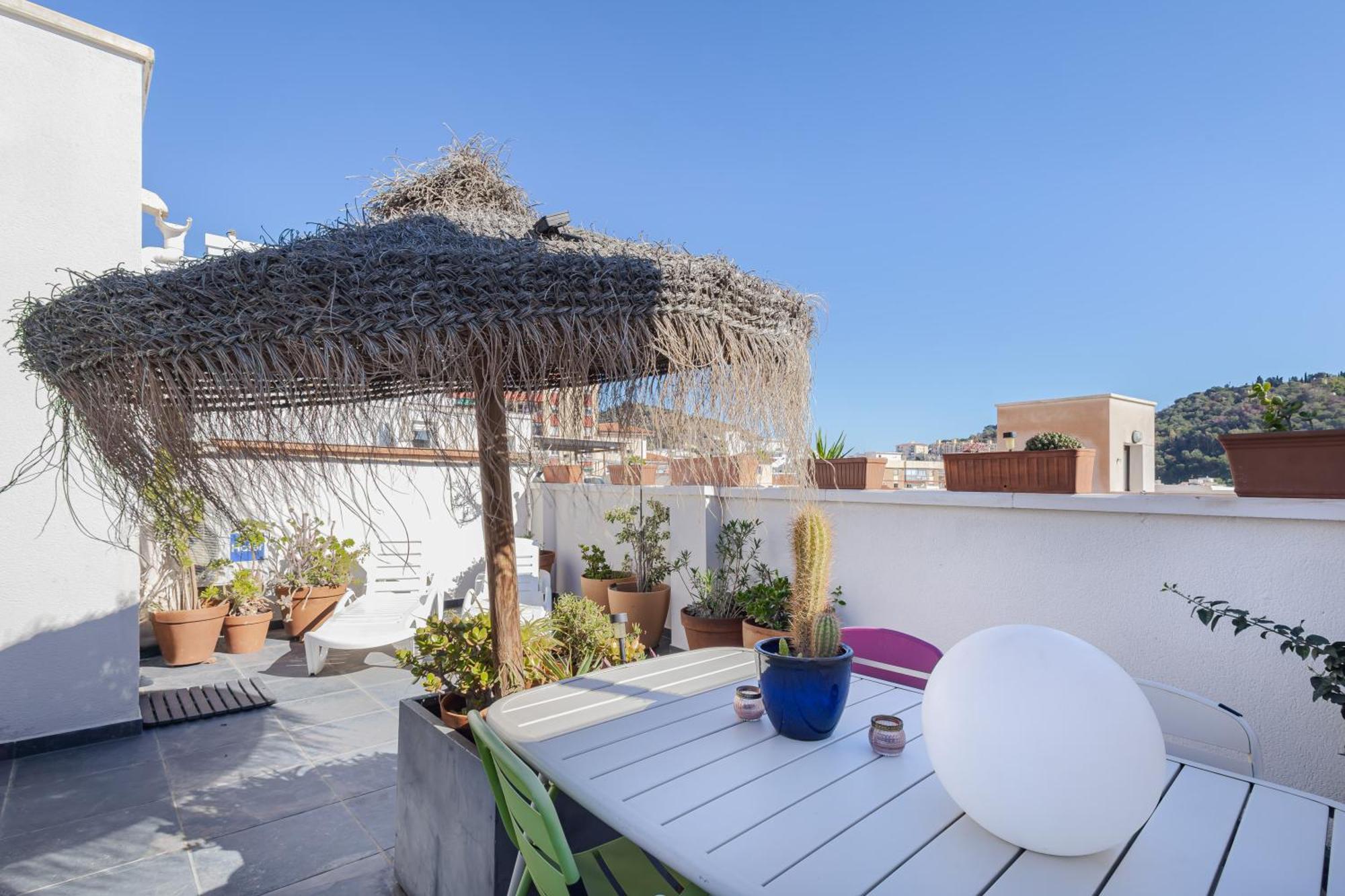 Historic Centre + Rooftop + Parking Málaga Eksteriør bilde